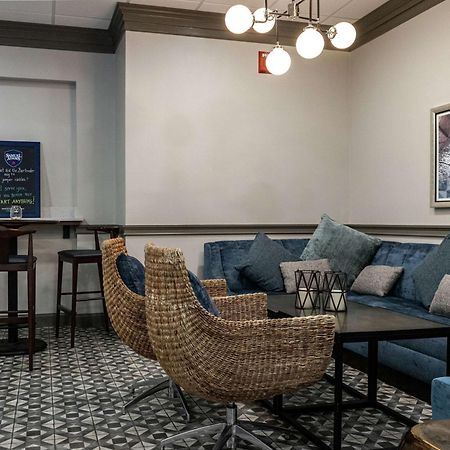 Doubletree By Hilton Nashua Exterior foto