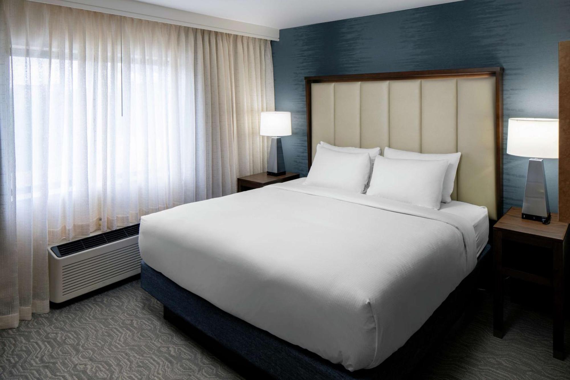 Doubletree By Hilton Nashua Exterior foto