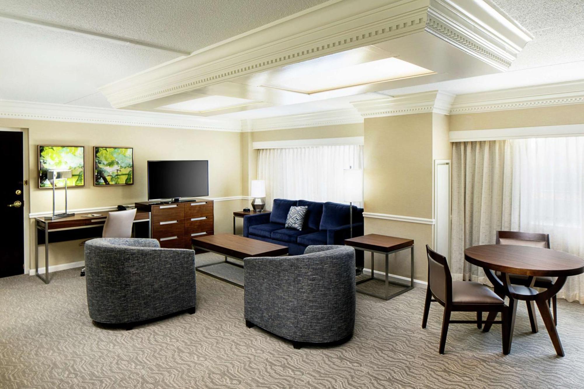 Doubletree By Hilton Nashua Exterior foto