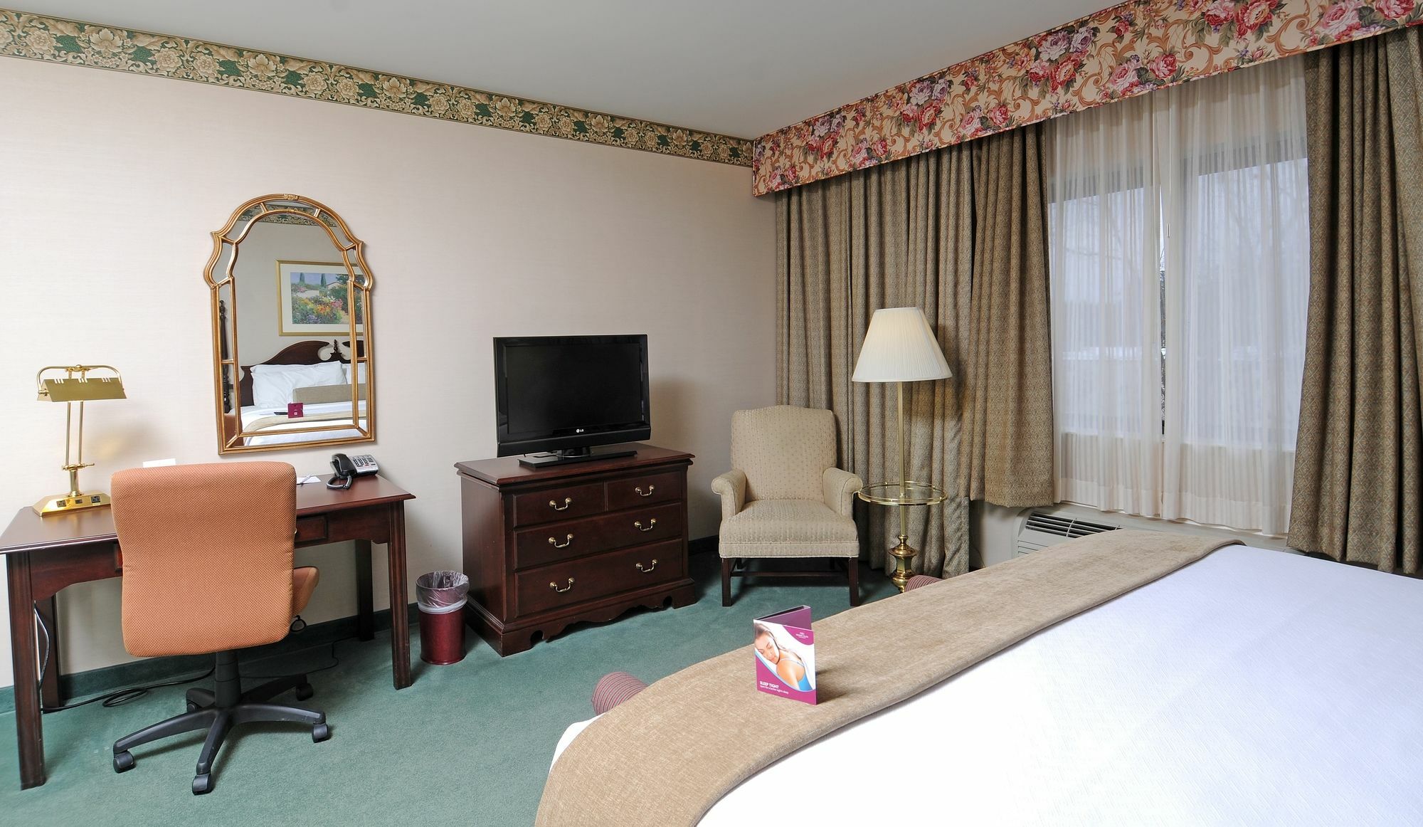 Doubletree By Hilton Nashua Exterior foto
